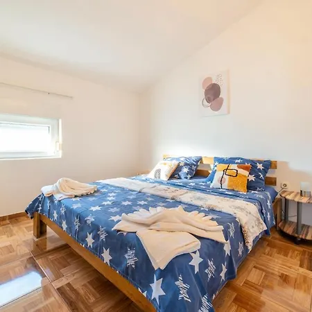Apartmán Lovely In With Kitchen *